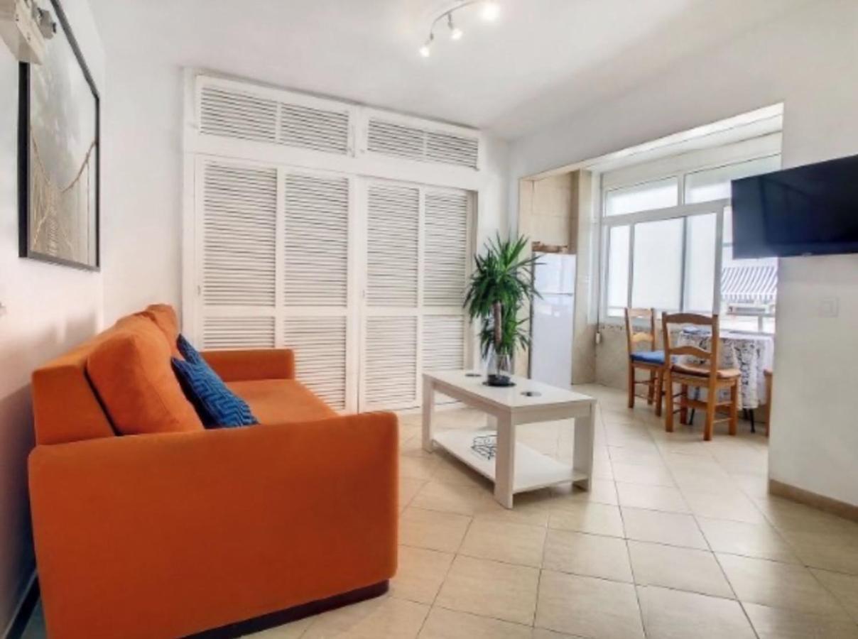 Urban&Vacay! Suite - Torremolinos City Centre Extérieur photo