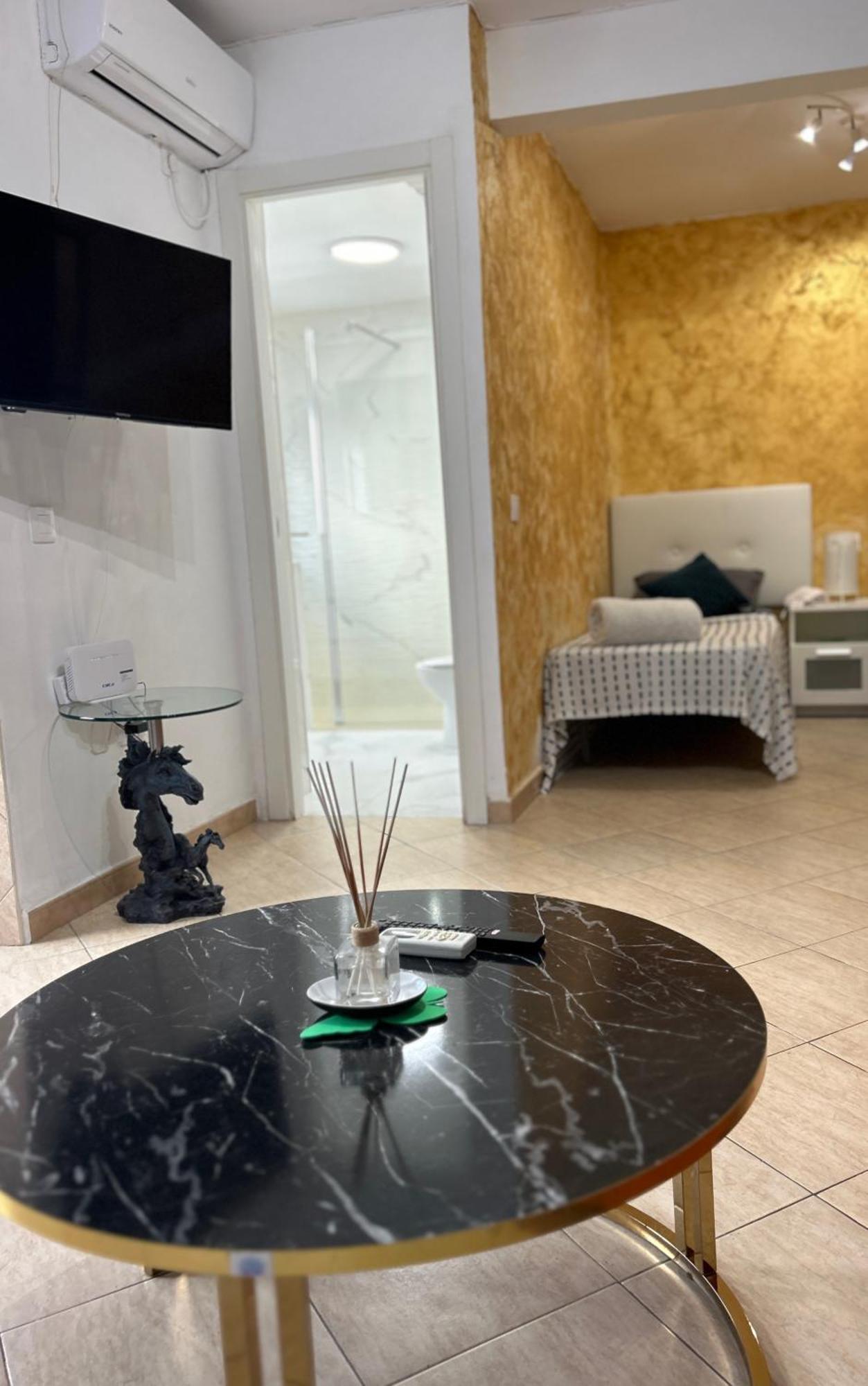 Urban&Vacay! Suite - Torremolinos City Centre Extérieur photo